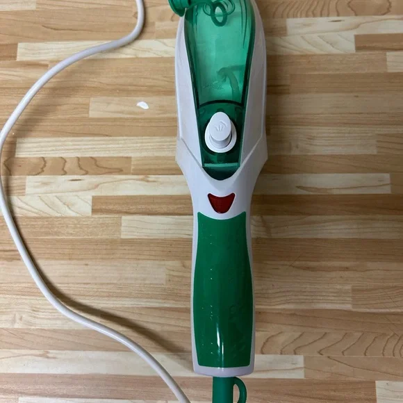 Portable Handheld Steamer - Picture 5 of 12